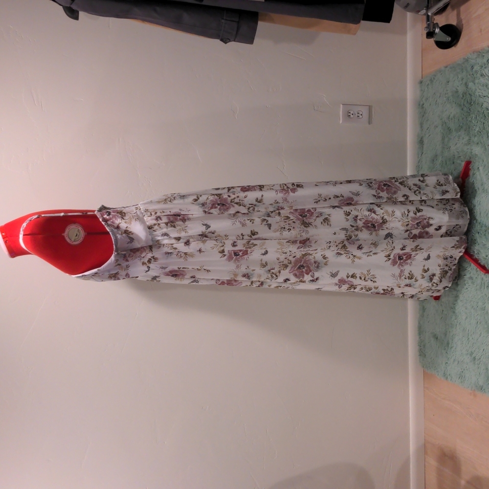 SOLD Torrid Plus Size Ethereal Maxi Princess Smocked Floral Dress Size 22 - Picture 10 of 17